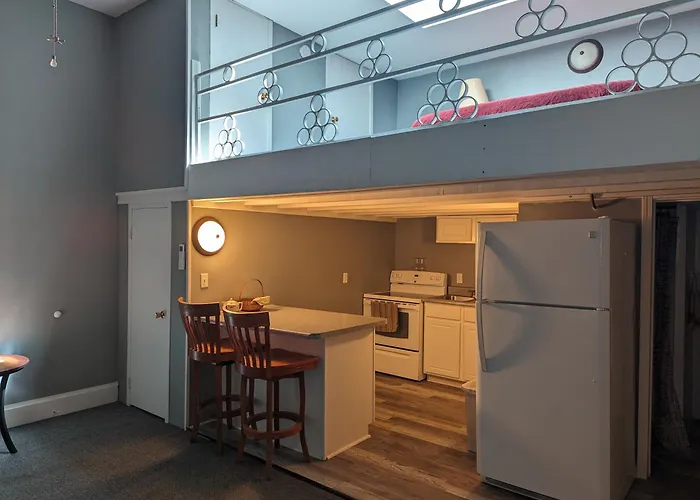 Charming In The Heart Of Apartment Robinson